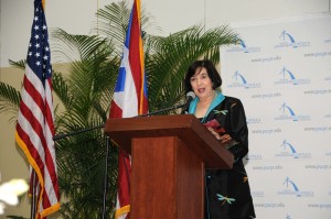 La Dra. Luce López Baralt reinterpretó las obras del escritor místico de Nicaragüense, Ernesto Cardenal.