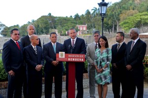 “Puerto Rico necesita hoy más que nunca que sus comunidades tomen iniciativas de desarrollo económico; que se conviertan en arquitectos de su destino.", añadió García Padilla.