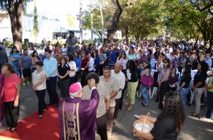 Misa de Miércoles de Ceniza en el recinto de Ponce.