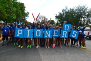 Año tras año, evento tras evento, los Pioneros visten los colores azul y blanco con gran orgullo y  ponen todo su esfuerzo y empeño en lograr la victoria para su Alma Mater.