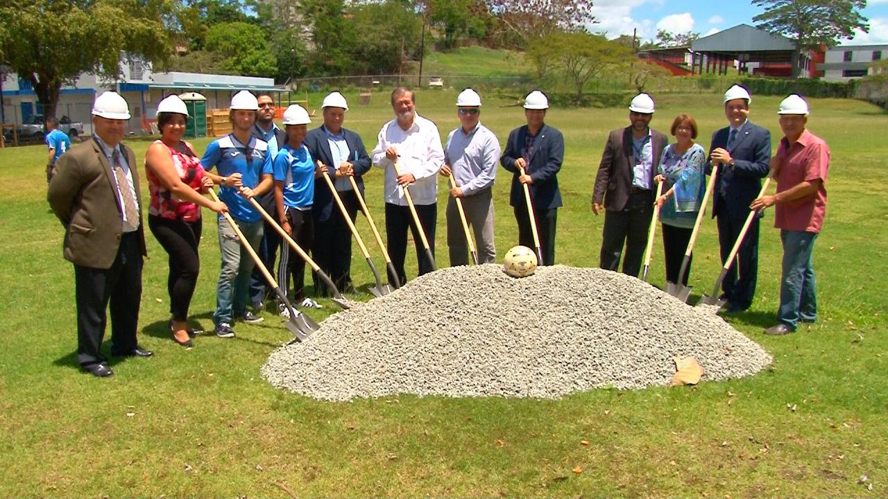 Nuevo campo de soccer como punto de encuentro para la LAI. – Huellas